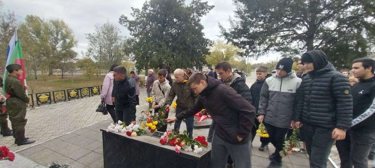 ДЕНЬ ОСВОБОЖДЕНИЯ СЕЛА!. Среди многих дней одна есть дата, Которая так сердцу дорога ДЕНЬ ОСВОБОЖДЕНИЯ СЕЛА!. Среди многих дней одна есть дата, Которая так сердцу дорога