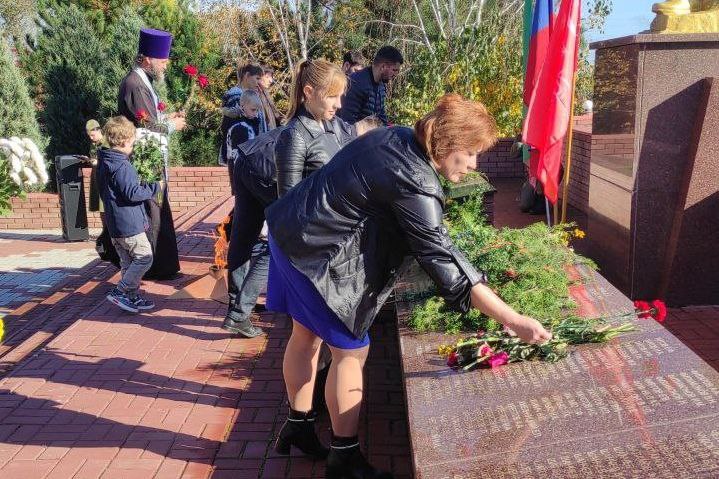 В селе Терпенье состоялось торжественное мероприятие, посвящённое годовщине освобождения от немецко-фашистских захватчиков В селе Терпенье состоялось торжественное мероприятие, посвящённое годовщине освобождения от немецко-фашистских захватчиков