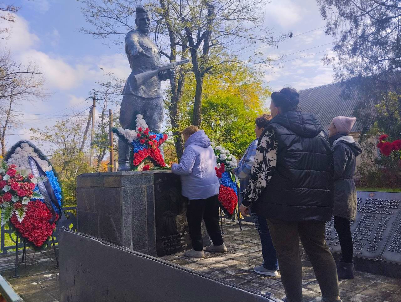 Почтили память воинов-освободителей в Спасском Почтили память воинов-освободителей в Спасском