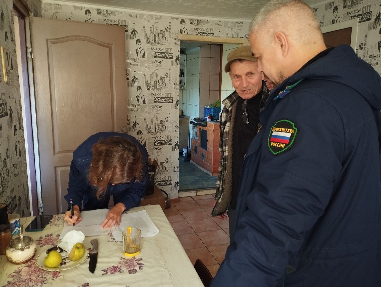 Социальные координаторы запорожского филиала фонда «Защитники Отечества» и инспектор Военно-социального центра Минобороны РФ провели совместный выезд в село Новобогдановку вместе с прокурором Мелитопольского района Дамиром... Социальные координаторы запорожского филиала фонда «Защитники Отечества» и инспектор Военно-социального центра Минобороны РФ провели совместный выезд в село Новобогдановку вместе с прокурором Мелитопольского района Дамиром...