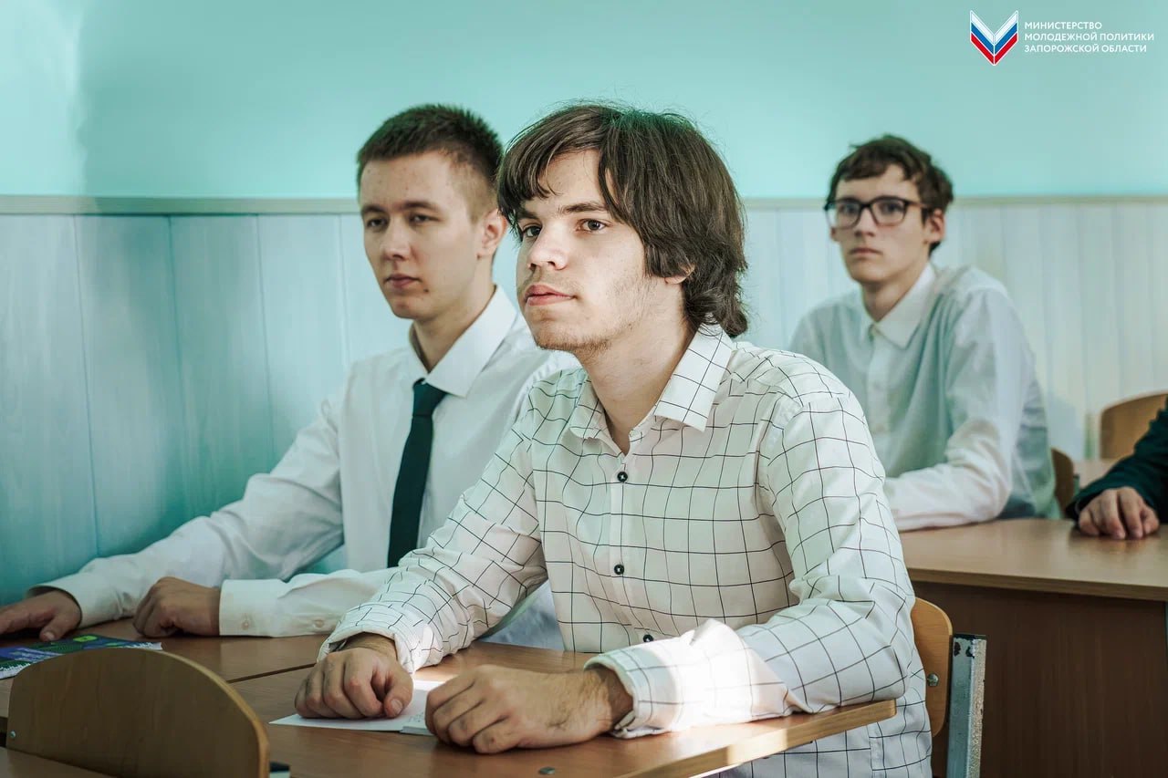 Четвертый интенсив Запорожской лиги КВН: юмор набирает обороты! Четвертый интенсив Запорожской лиги КВН: юмор набирает обороты!