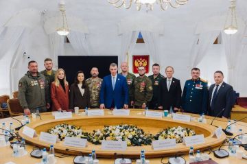 В Москве состоялась встреча Председателя ЛДПР Леонида Слуцкого с руководством добровольческой разведывательно-штурмовой бригады имени Святого Благоверного князя Александра Невского, приуроченная к трёхлетию её создания