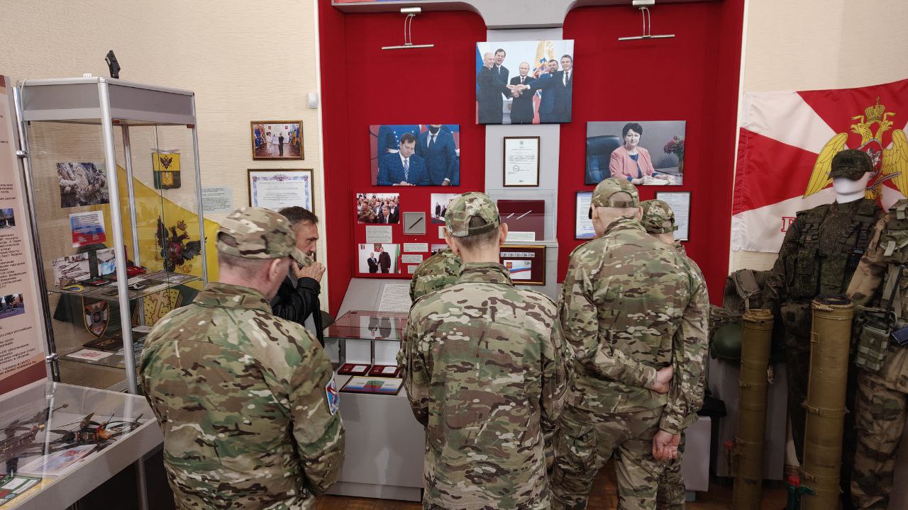 Бойцы добровольческого отряда имени Мартына Пушкаря побывали в Мелитополе Бойцы добровольческого отряда имени Мартына Пушкаря побывали в Мелитополе