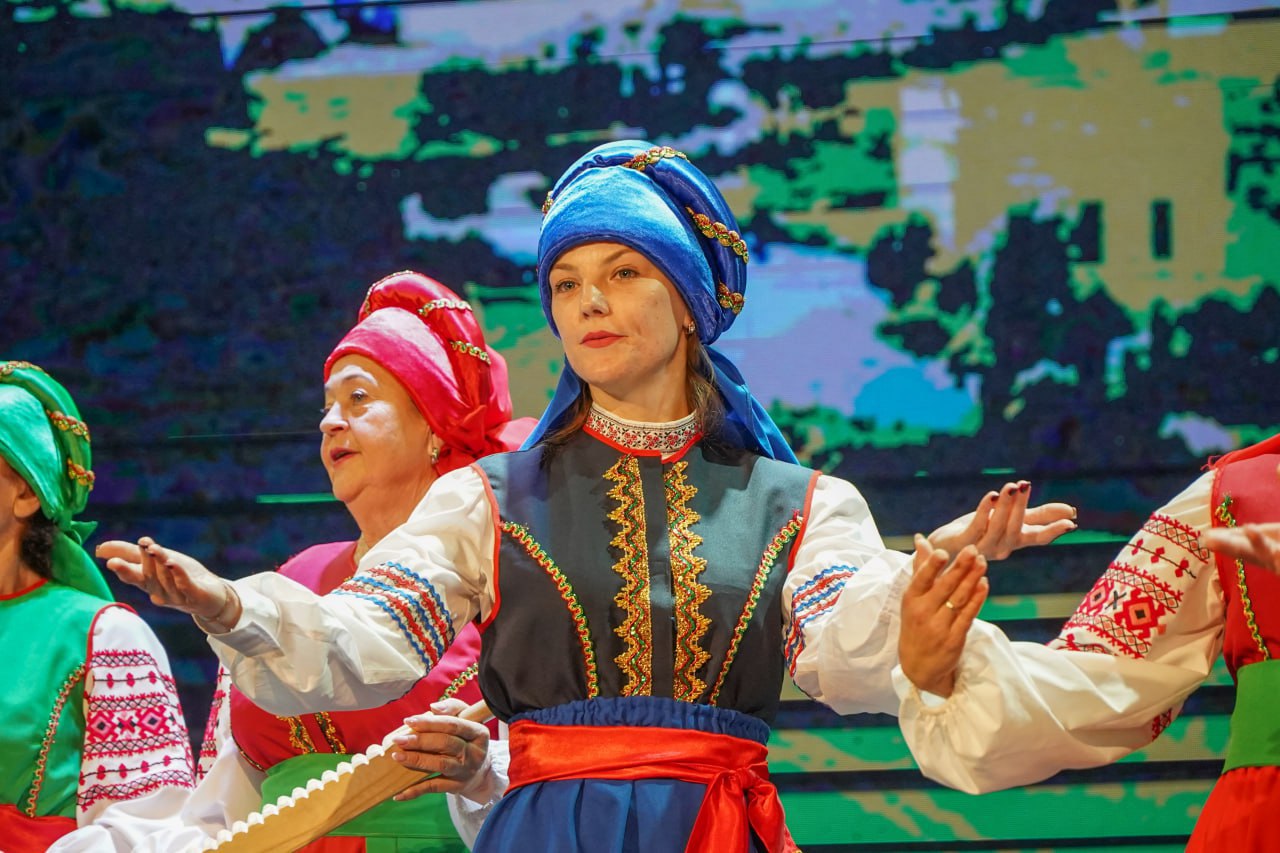 Фестиваль народного творчества «День народного единства» прошел во Дворце культуры железнодорожников Фестиваль народного творчества «День народного единства» прошел во Дворце культуры железнодорожников