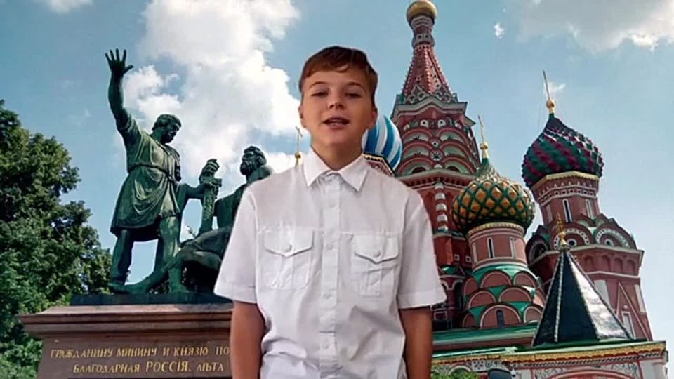 Дорогие друзья!. Сегодня, в День народного единства, учащиеся Мелитопольской Детской школы искусств спешат поздравить всех вас с этим важным праздником! Мы верим, что единство народа – это сила, которая помогает нам...