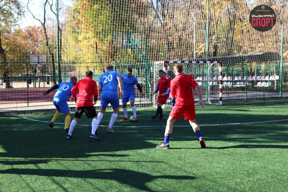 Итоги 6-го игрового дня Лиги по мини-футболу 5х5, посвященной 80-летию Победы в Великой Отечественной войне Итоги 6-го игрового дня Лиги по мини-футболу 5х5, посвященной 80-летию Победы в Великой Отечественной войне