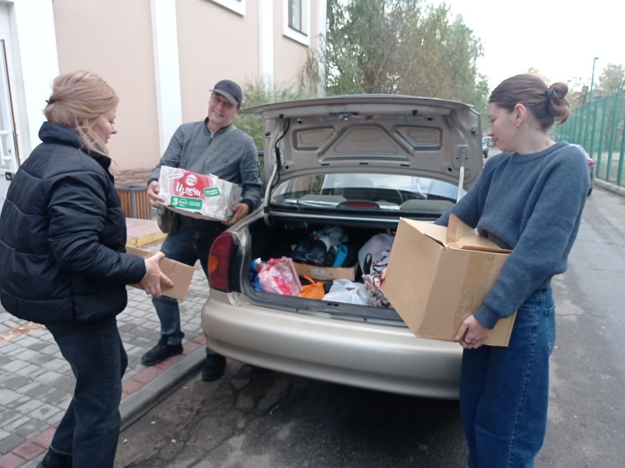 . Дорогие друзья! С гордостью сообщаем, что при активном участии подведомственных Учреждений культуры Управления культуры, спорта и молодёжной политики администрации городского округа Мелитополь успешно завершн сбор... . Дорогие друзья! С гордостью сообщаем, что при активном участии подведомственных Учреждений культуры Управления культуры, спорта и молодёжной политики администрации городского округа Мелитополь успешно завершн сбор...