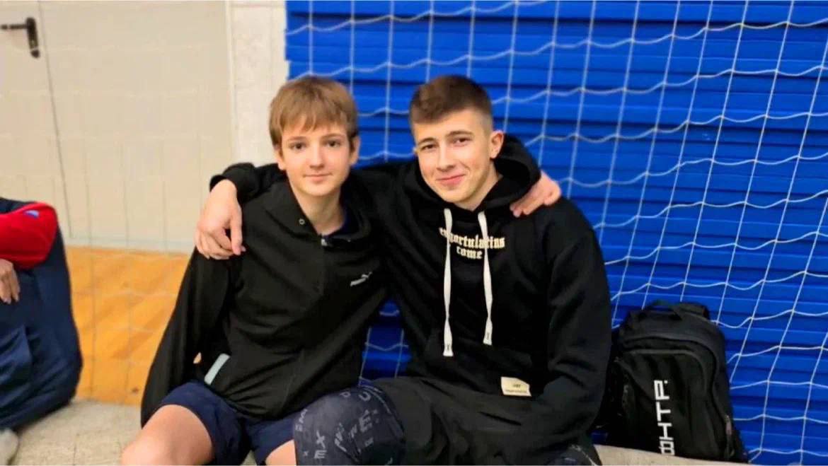 Наши теннисисты — «Только вперёд!» Наши теннисисты — «Только вперёд!»