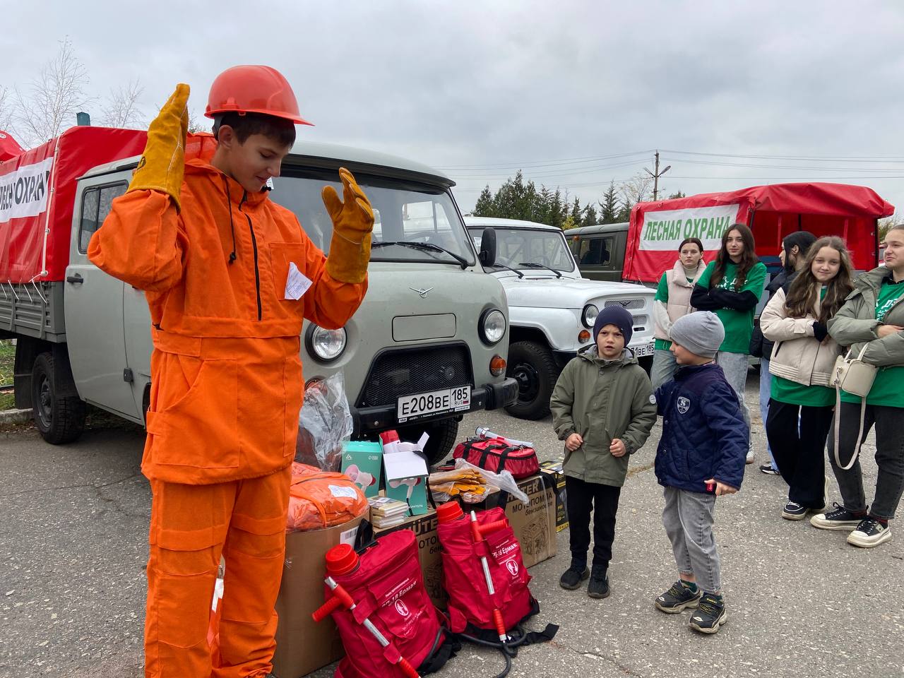 Мелитопольский лесхоз открыл двери для юных лесничих Мелитопольский лесхоз открыл двери для юных лесничих