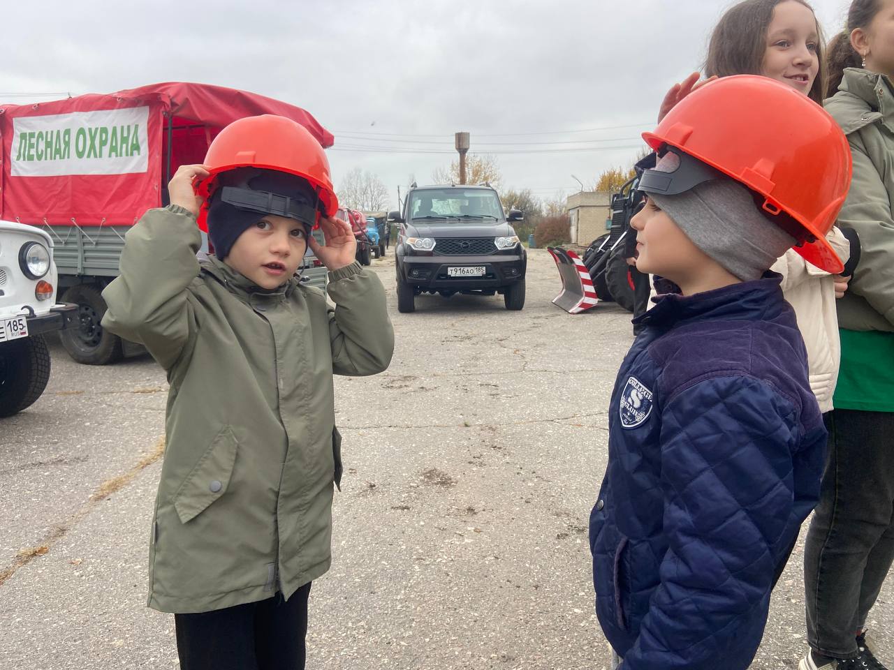 Мелитопольский лесхоз открыл двери для юных лесничих Мелитопольский лесхоз открыл двери для юных лесничих