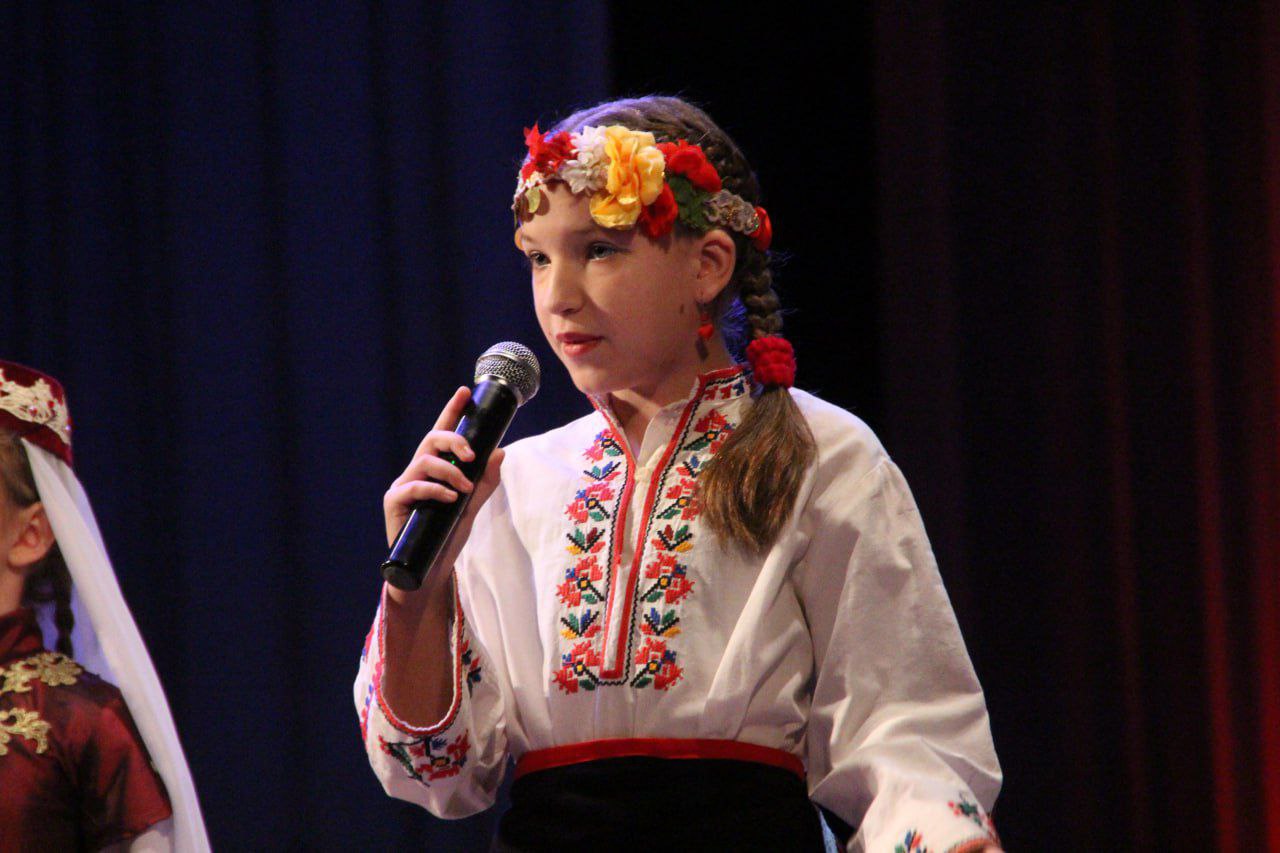 Праздничная концертная программа «Сила России в единстве», приуроченная ко Дню народного единства, прошла в Областном центре искусств и народного творчества в Мелитополе Праздничная концертная программа «Сила России в единстве», приуроченная ко Дню народного единства, прошла в Областном центре искусств и народного творчества в Мелитополе