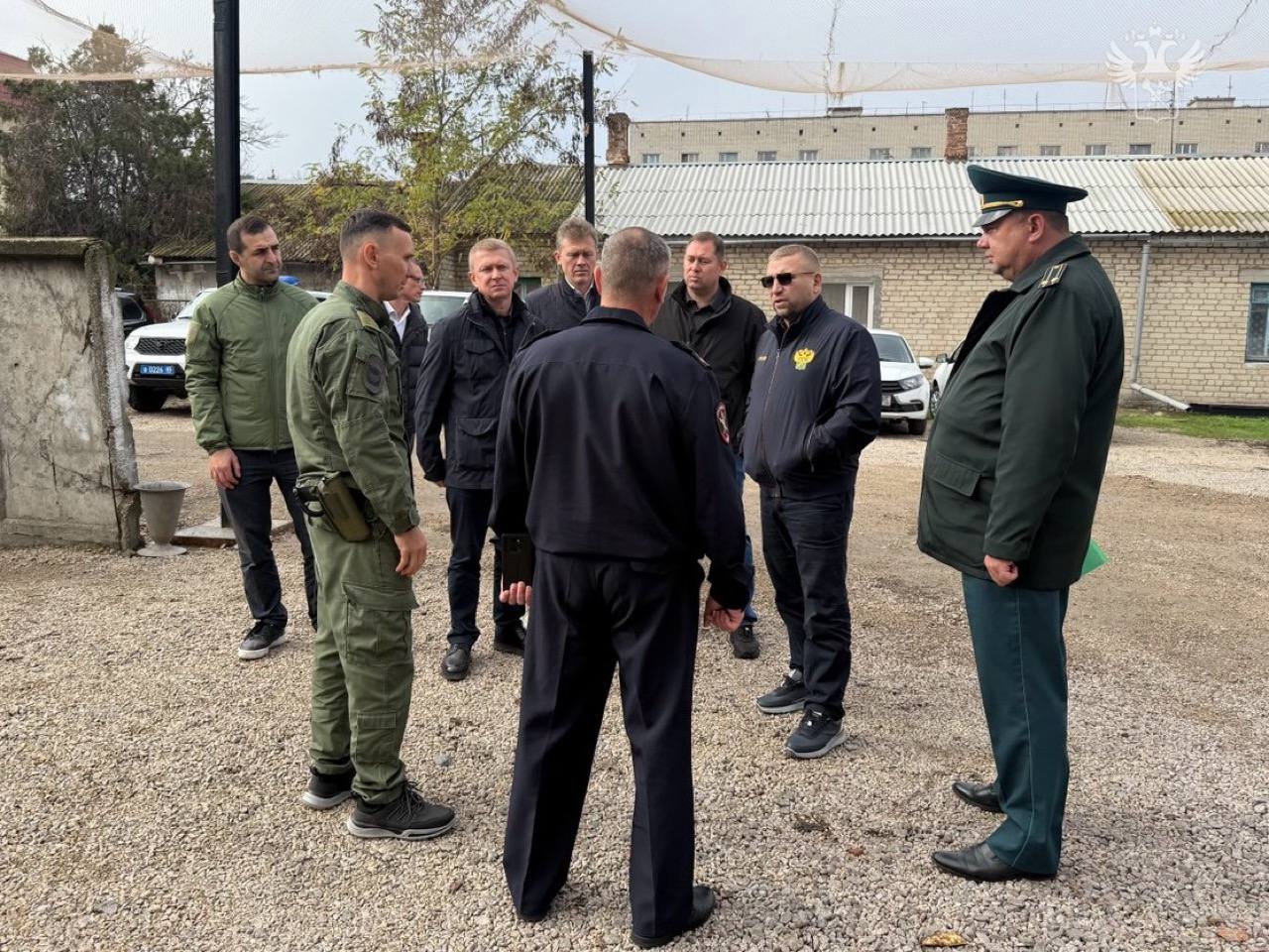 Руководитель ФТС России Валерий Пикалёв прибыл с рабочим визитом в регион деятельности Запорожского таможенного поста Крымской таможни Руководитель ФТС России Валерий Пикалёв прибыл с рабочим визитом в регион деятельности Запорожского таможенного поста Крымской таможни