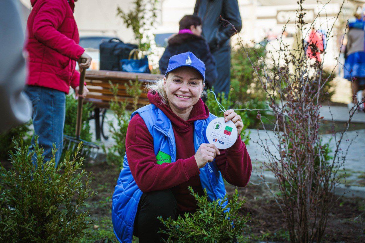 В регионах Донбасса и Новороссии появились аллеи в честь 80-летия Великой Победы В регионах Донбасса и Новороссии появились аллеи в честь 80-летия Великой Победы