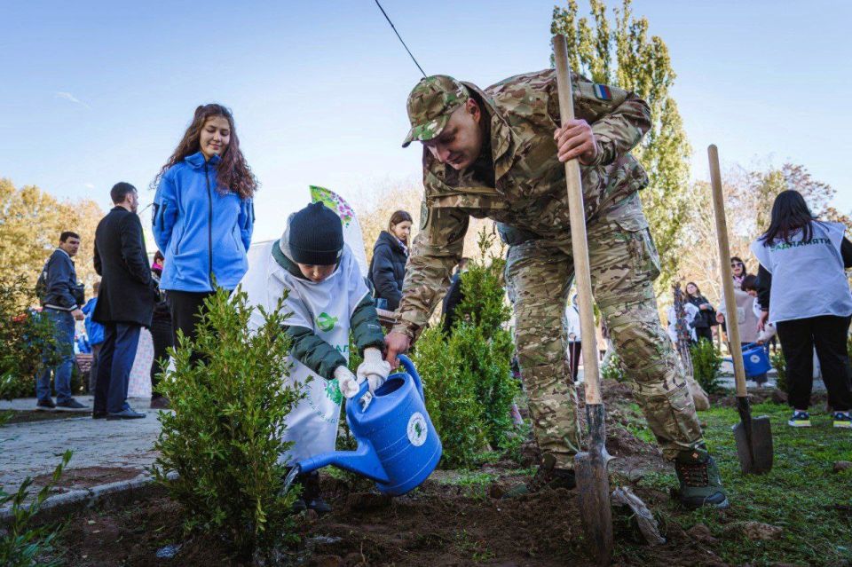 � �������� �������� � ���������� ��������� ����� � ����� 80-����� ������� ������