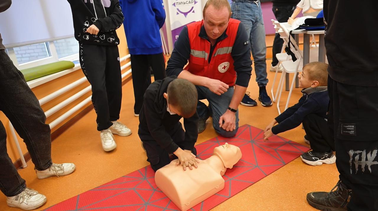 В центре «Пульсар» состоялась наша теплая и значимая акция от АНО «Академия жизни» В центре «Пульсар» состоялась наша теплая и значимая акция от АНО «Академия жизни»