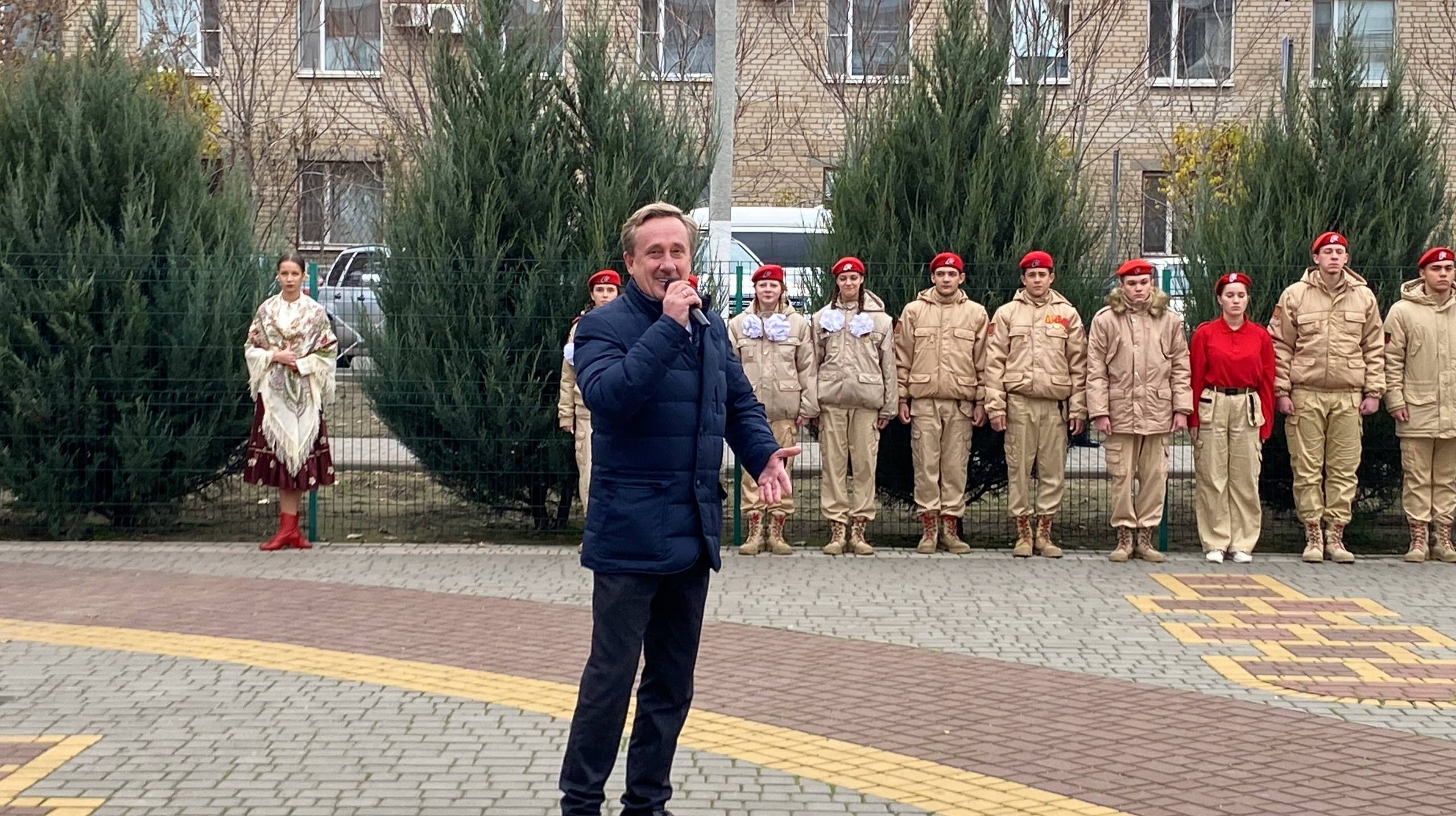 В Мелитополе открыли мурал в честь легендарного разведчика Павла Судоплатова В Мелитополе открыли мурал в честь легендарного разведчика Павла Судоплатова