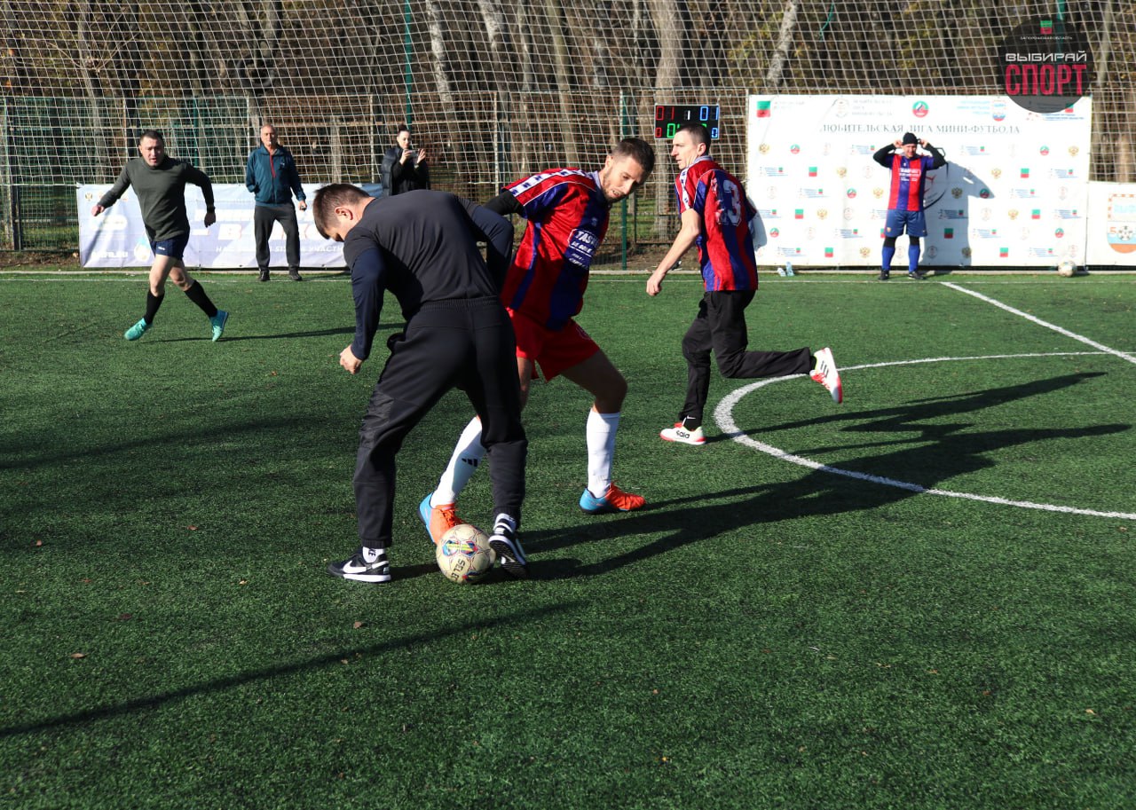 Определены полуфиналисты Лиги по мини-футболу 5х5! Определены полуфиналисты Лиги по мини-футболу 5х5!
