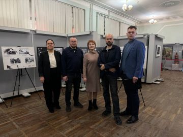 Фотодокументальная выставка «Отражение: 1941–1945» в Мелитопольском городском краеведческом музее