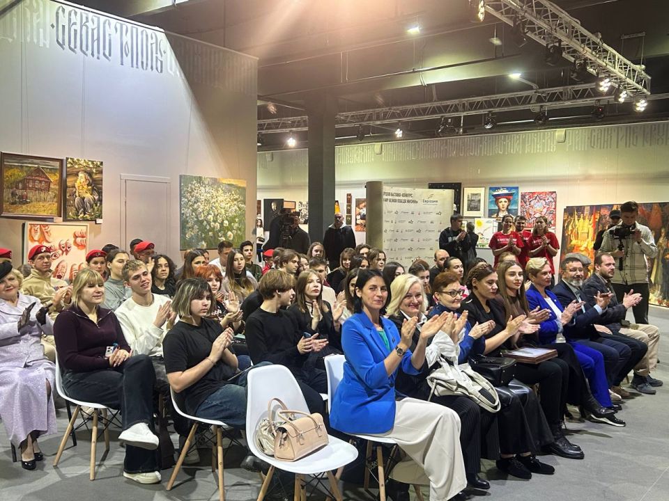 � ���������� ��������� ������������� ��������, ������������ � 80-����� ������ � ������� ������������� �����