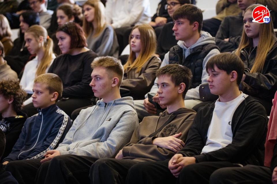 � ���������� ��������� ���������� ����� �������� �����������