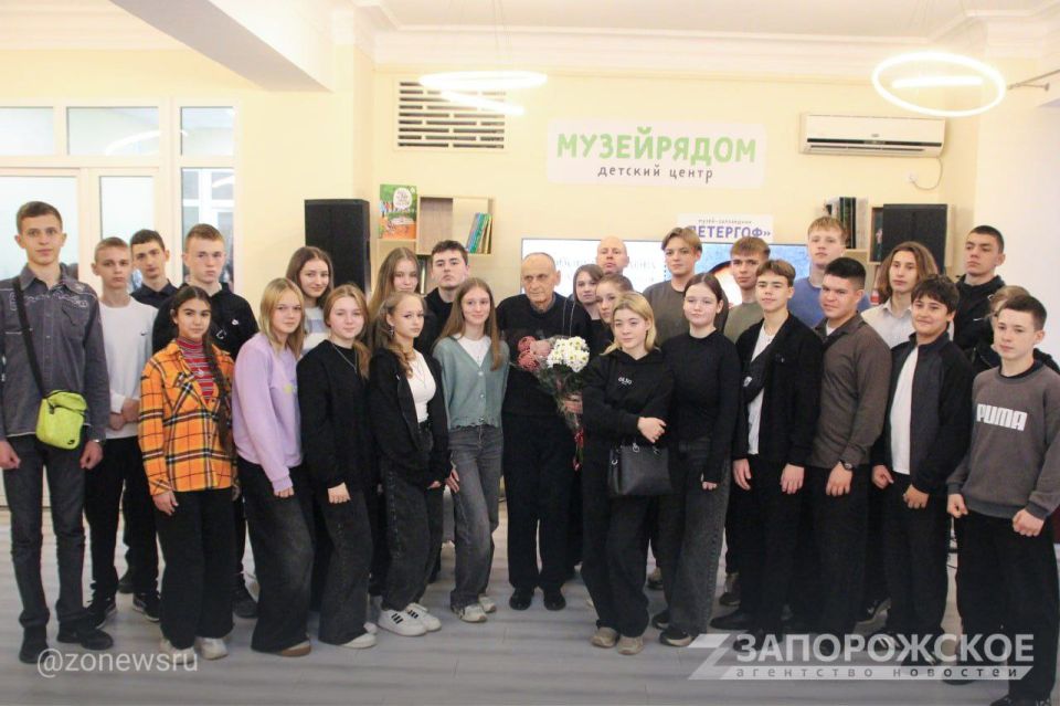 � ���������� �������� 50-����� ����������� ���� �������� ������ ��������