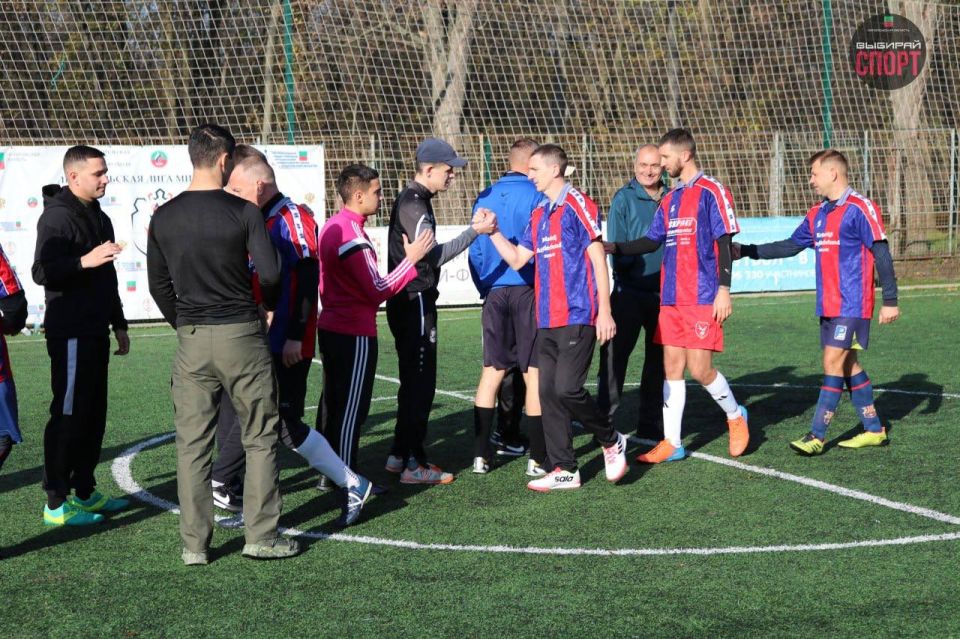 � ���������� ���������� ����� ����-���������� ���� 5�5, ����������� �������������� ���� � 80-����� ������ � ������� ������������� �����