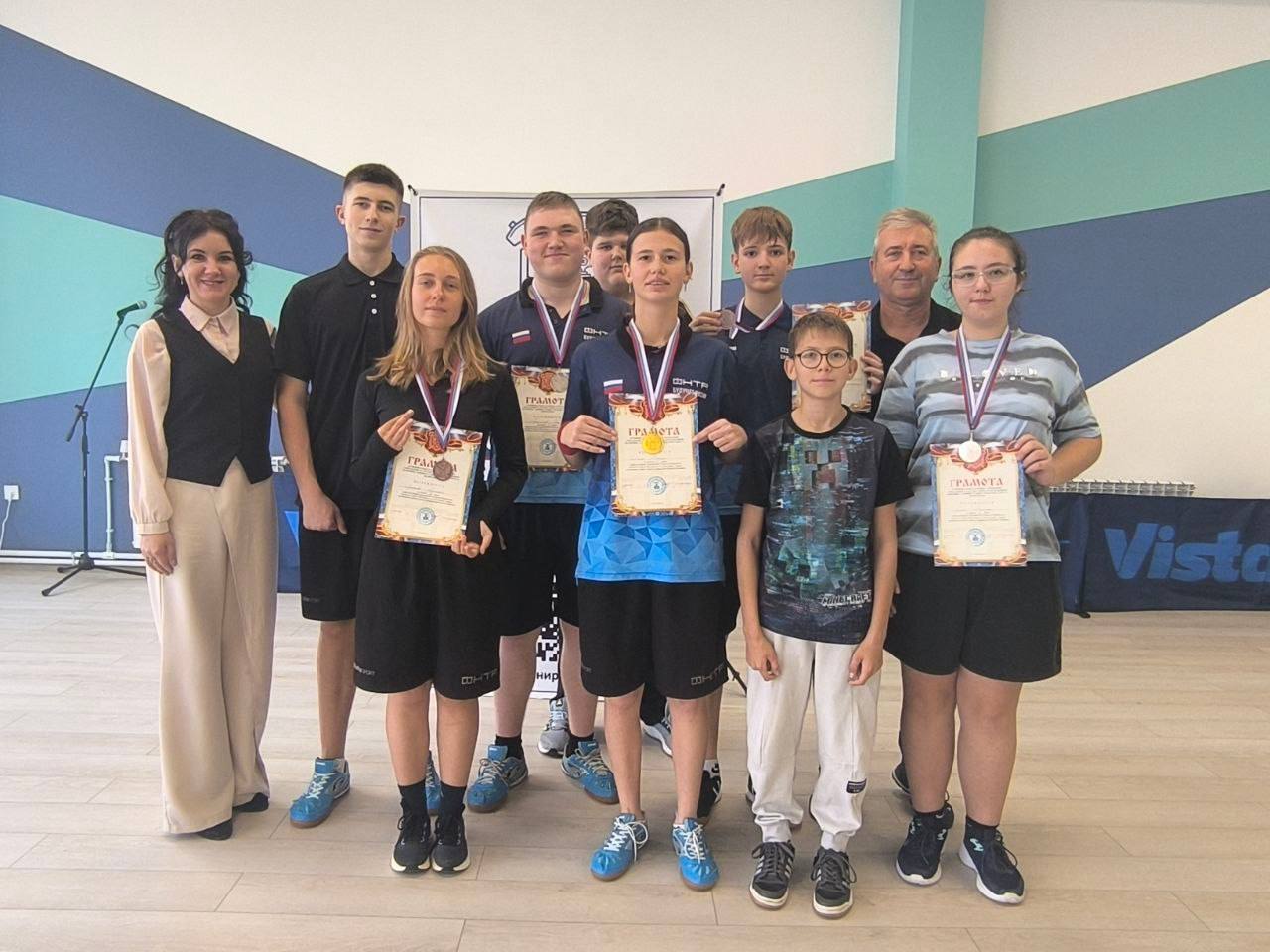 Открытое первенство по настольному теннису в Мелитополе: яркая игра и новые имена! Открытое первенство по настольному теннису в Мелитополе: яркая игра и новые имена!