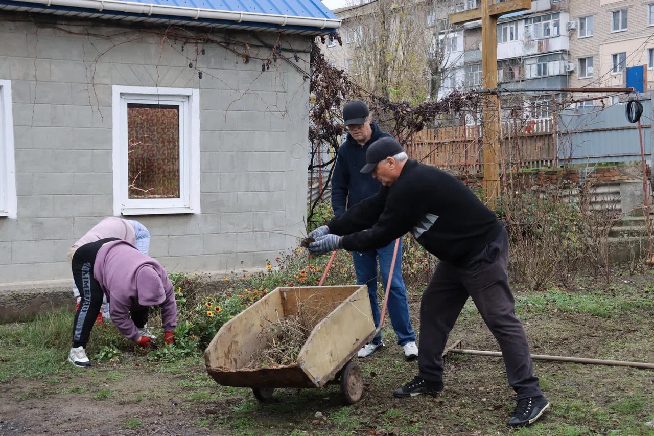 Правительство Запорожской области поддерживает занятость населения, выделяя субсидии на организацию оплачиваемых общественных работ