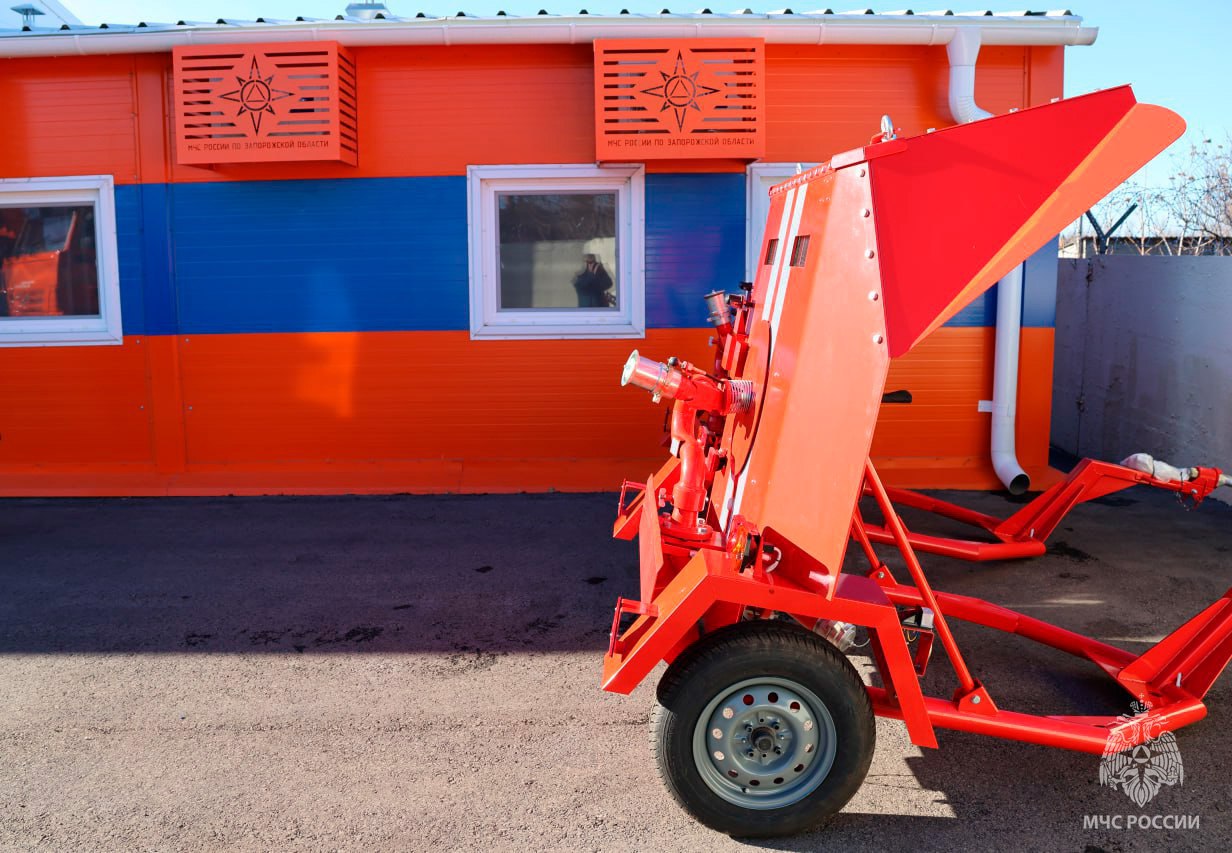 Пожарно-спасательные подразделения МЧС России по Запорожской области получили новую технику Пожарно-спасательные подразделения МЧС России по Запорожской области получили новую технику