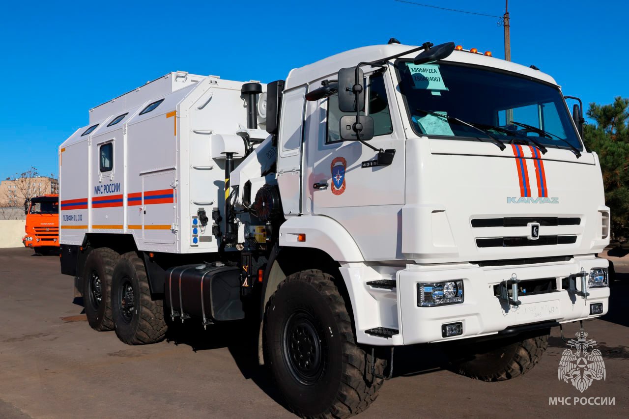 Пожарно-спасательные подразделения МЧС России по Запорожской области получили новую технику Пожарно-спасательные подразделения МЧС России по Запорожской области получили новую технику
