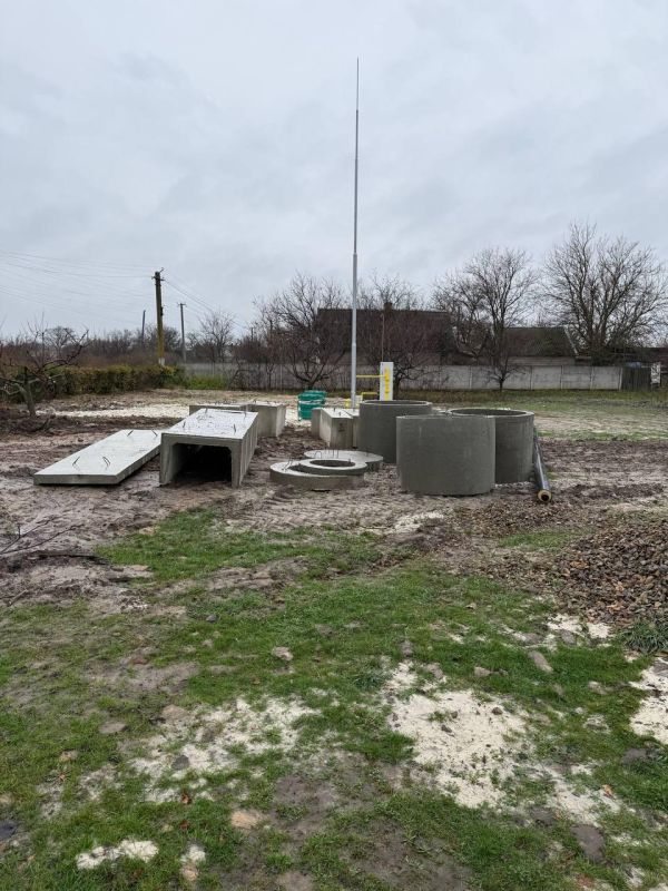 В Светлодолинском шефы из Севастополя приступили к прокладке коммуникации к новой котельной