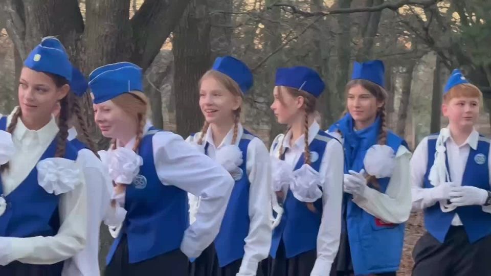 Сотрудники Госавтоинспекции города Мелитополя организовали флешмоб Засветись