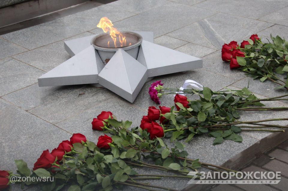 ��������� ������ �� ��� ������������ ������� ��������� ����� � �������� ������ � ����������