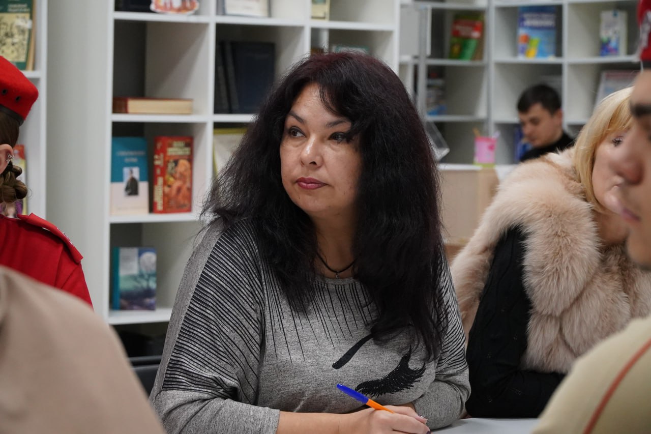 В Центральной городской библиотеке им. М. Ю. Лермонтова состоялась образовательная акция «Военно-патриотический диктант» В Центральной городской библиотеке им. М. Ю. Лермонтова состоялась образовательная акция «Военно-патриотический диктант»