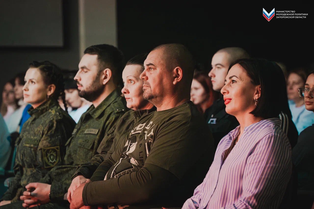 Праздничный концерт, посвящённый Дню добровольца состоялся в Мелитополе Праздничный концерт, посвящённый Дню добровольца состоялся в Мелитополе