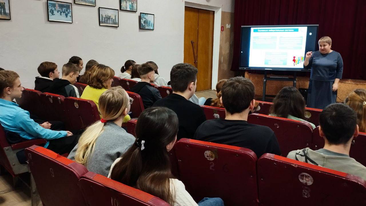 Урок демократии: акимовские старшеклассники изучают избирательную систему Урок демократии: акимовские старшеклассники изучают избирательную систему