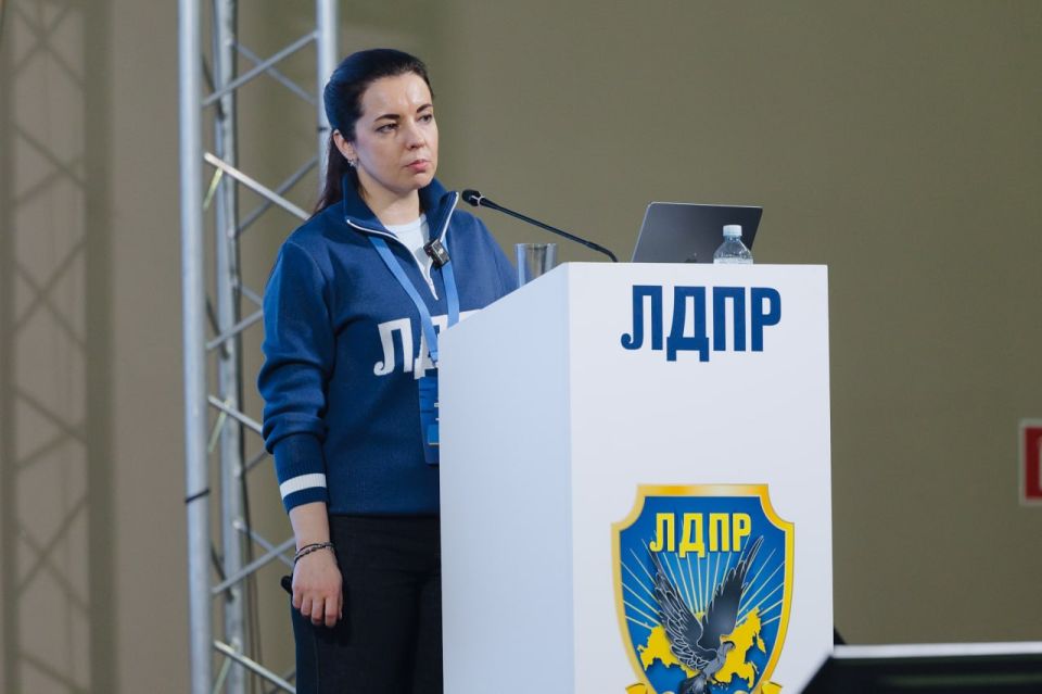 ����� ������� ��� ����� ����: