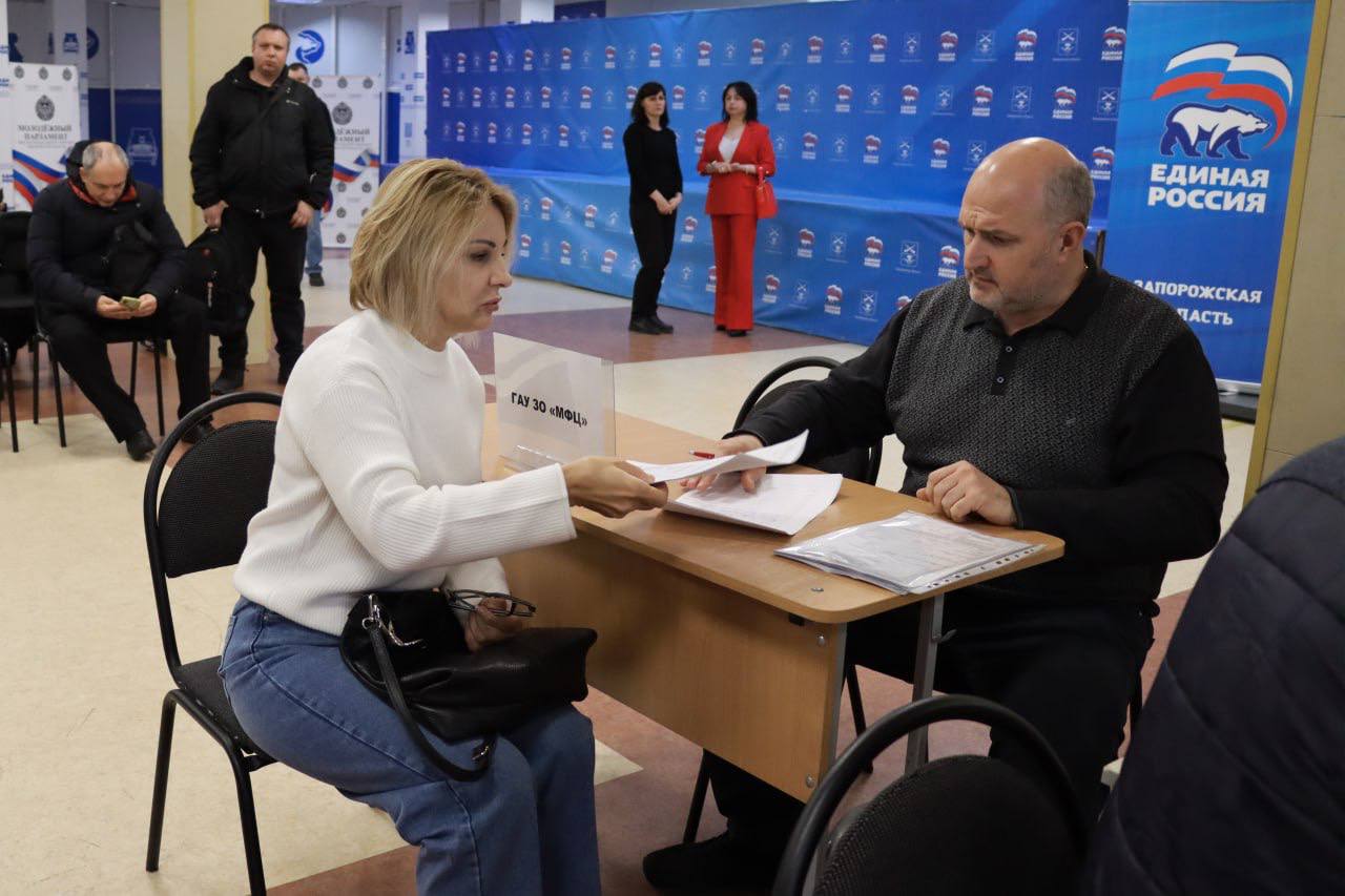 В Мелитополе представили более 200 вакансий на ярмарке трудоустройства В Мелитополе представили более 200 вакансий на ярмарке трудоустройства