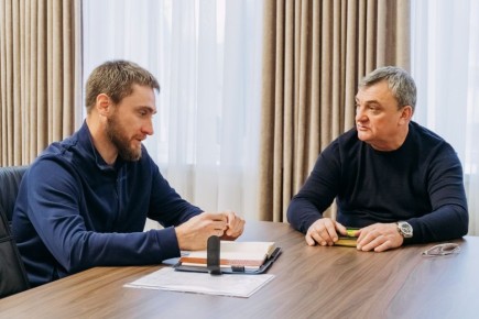 Сергей Золотарёв: Провёл сегодня важную рабочую встречу с руководителем Запорожского филиала Фонда «Защитники Отечества» Евгением Маркеловым