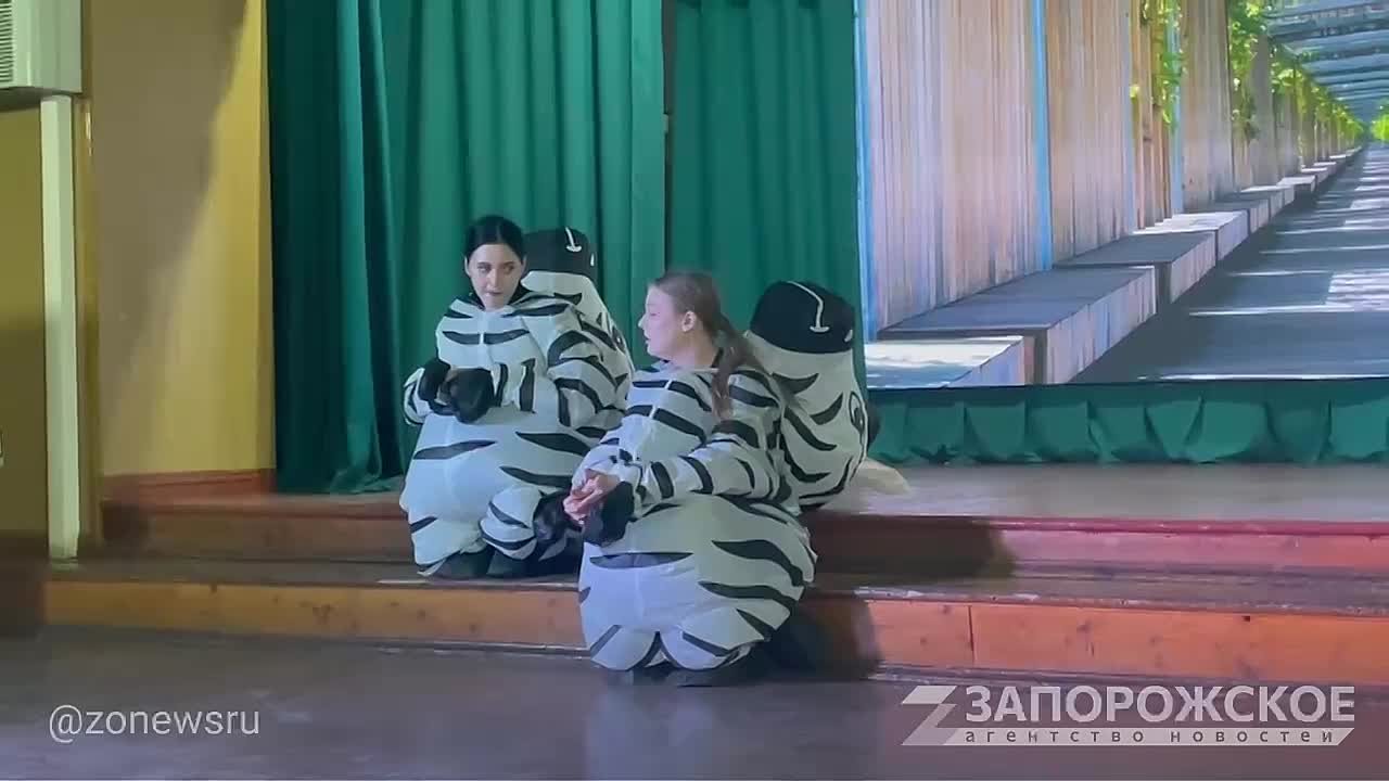 В Мелитополе состоялась премьера спектакля «Зебры не ржут» студенческого театра МелГУ