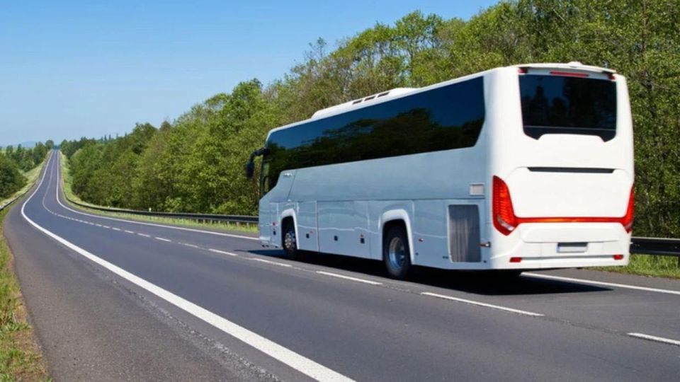 Автосообщение между Запорожской и Херсонской областями дополнилось новым регулярным рейсом