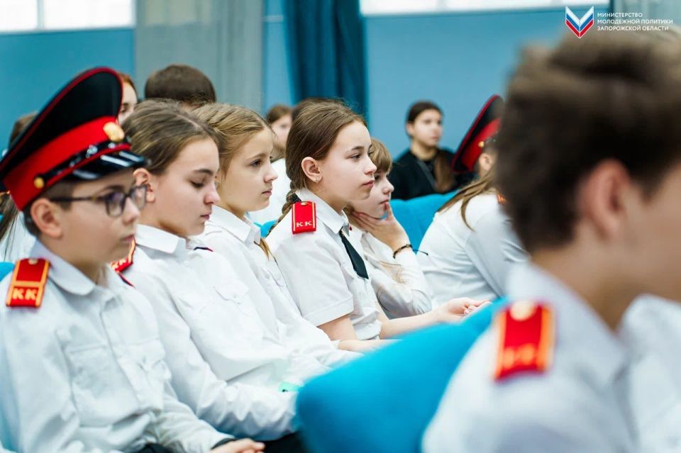 В Мелитополе прошло региональное мероприятие Всероссийского проекта «Диалоги с Героями» В Мелитополе прошло региональное мероприятие Всероссийского проекта «Диалоги с Героями»