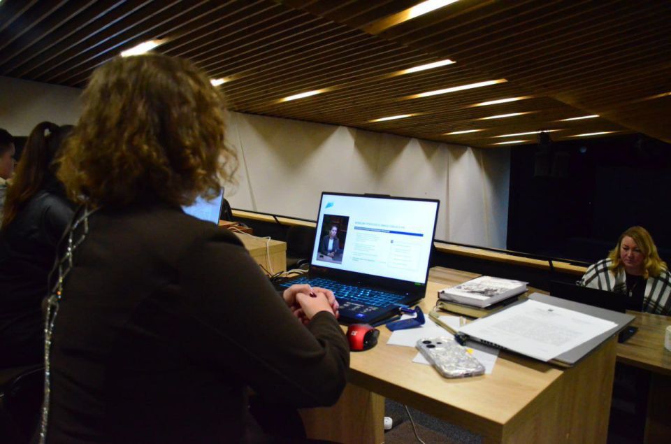 Координаторы федерального проекта «Семейные ценности и инфраструктура культуры» национального проекта «Семья» на уровне Запорожской области — Ирина Александровна Михальчук, и. о. директора ГБУК ЗО «Мелитопольская областная... Координаторы федерального проекта «Семейные ценности и инфраструктура культуры» национального проекта «Семья» на уровне Запорожской области — Ирина Александровна Михальчук, и. о. директора ГБУК ЗО «Мелитопольская областная...