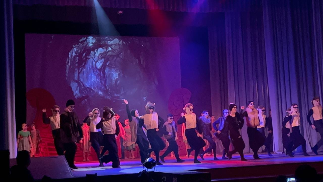 Волшебство на сцене: премьера мюзикла «Красота несказанная»! Волшебство на сцене: премьера мюзикла «Красота несказанная»!