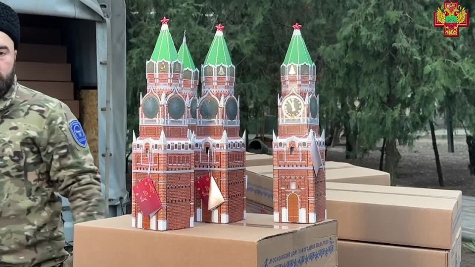 Социальные партнеры Минздрава дарят радость: кремлевские подарки детям