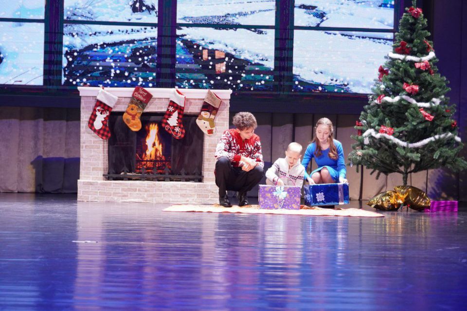 В Мелитополе наградили коллектив Дворца культуры железнодорожников за вклад в развитие детского творчества В Мелитополе наградили коллектив Дворца культуры железнодорожников за вклад в развитие детского творчества