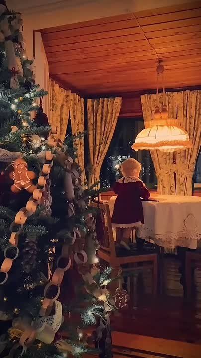 Доброе утро!. Сегодня четверг, а значит — уже вовсю звенит новогодняя суета!