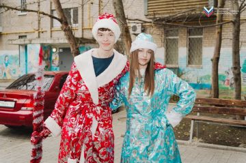 «С Новым годом, ветеран!». Добровольцы движения «Волонтёры Победы» продолжают серию предновогодних поздравлений ветеранов в рамках Всероссийской акции «Новый год в каждый дом»