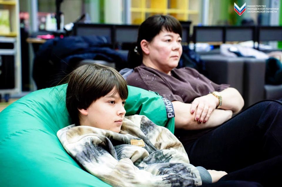 Новогодний кинопоказ прошёл в Мелитополе Новогодний кинопоказ прошёл в Мелитополе