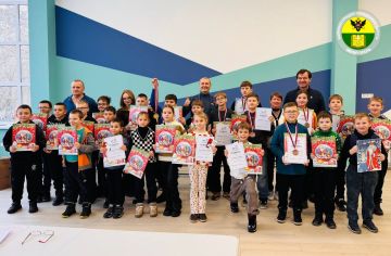 В шахматной школе города Мелитополь прошёл Новогодний блиц-турнир по шахматам